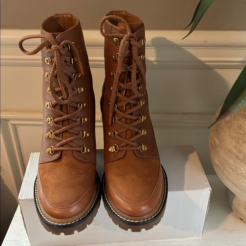 Tory Burch Brown Lace Up Leather Boots Size 7.5