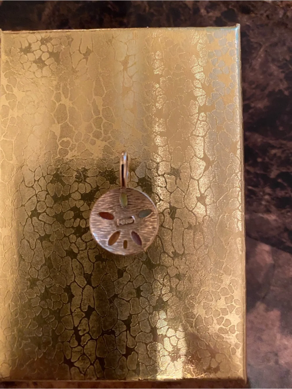 Michael Anthony Design Gold sand Dollar multicolor Gemstones pendant