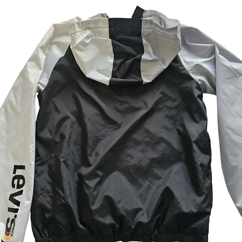 Levi's color block windbreaker jacket Size/ XL‎ YOUTH 13-15 Years