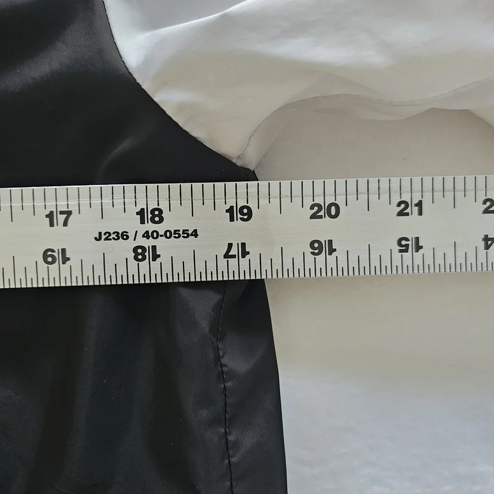 Levi's color block windbreaker jacket Size/ XL‎ YOUTH 13-15 Years