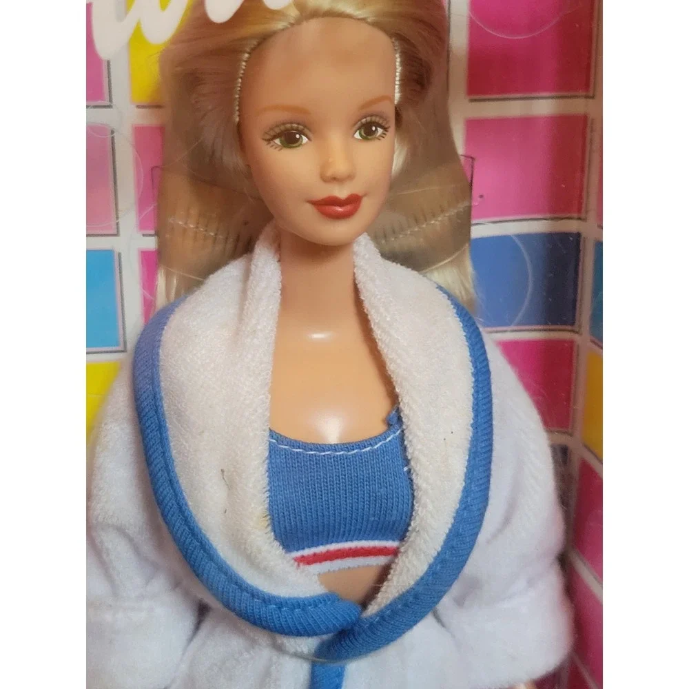 Vtg 2001 Mattel Barbie Bath Boutique Doll 29402 White Robe Bubble Bath NIB